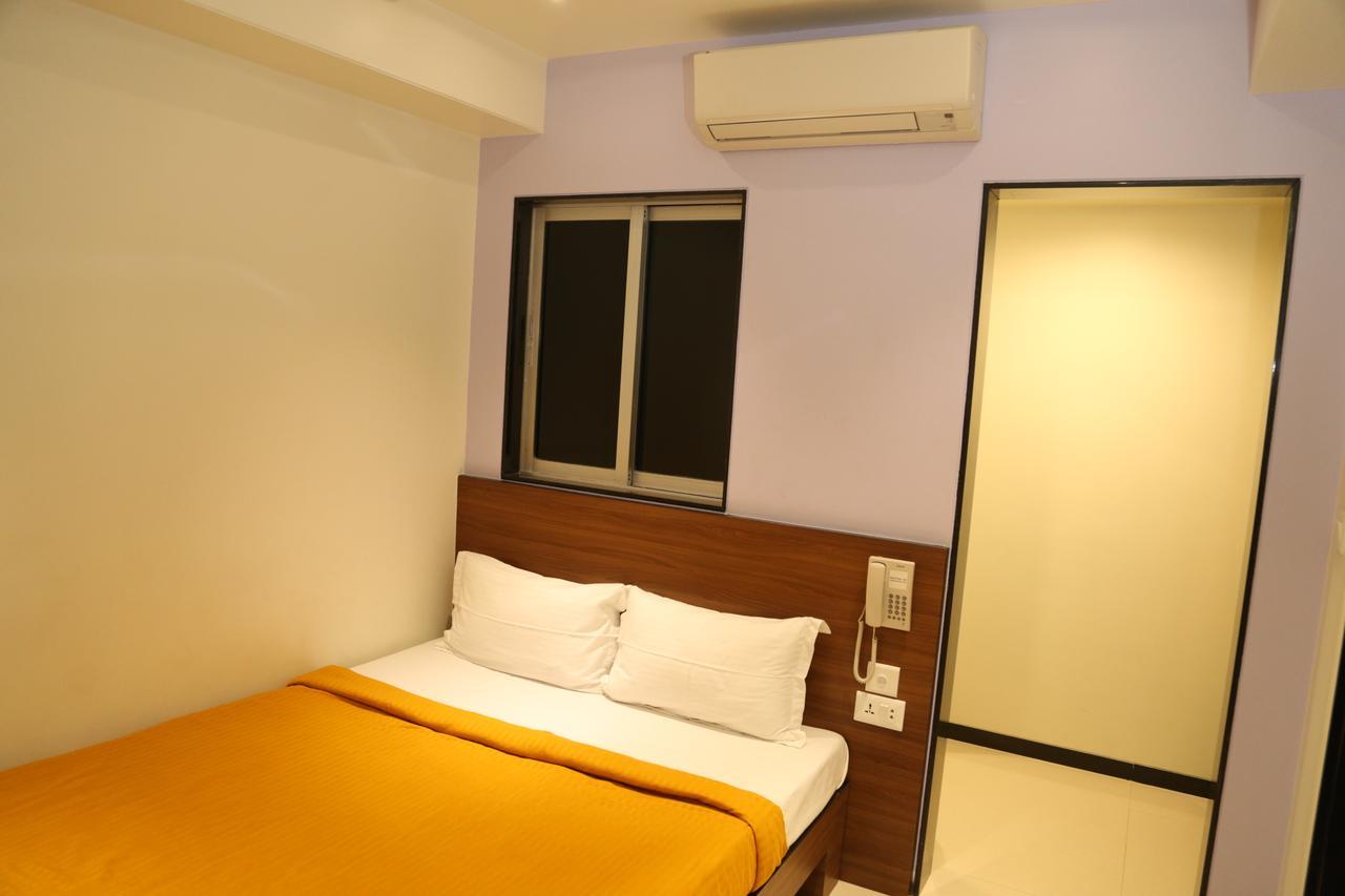 אג'מר Hotel Madni Royale מראה חיצוני תמונה
