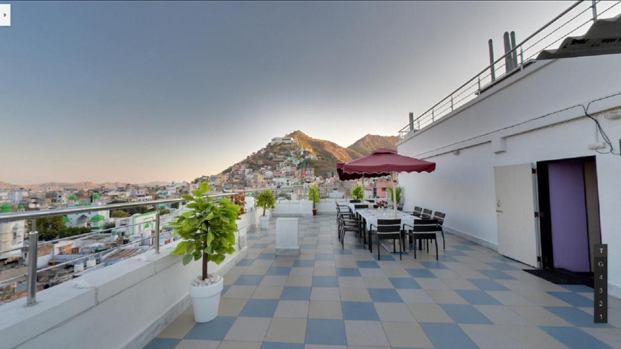 אג'מר Hotel Madni Royale מראה חיצוני תמונה
